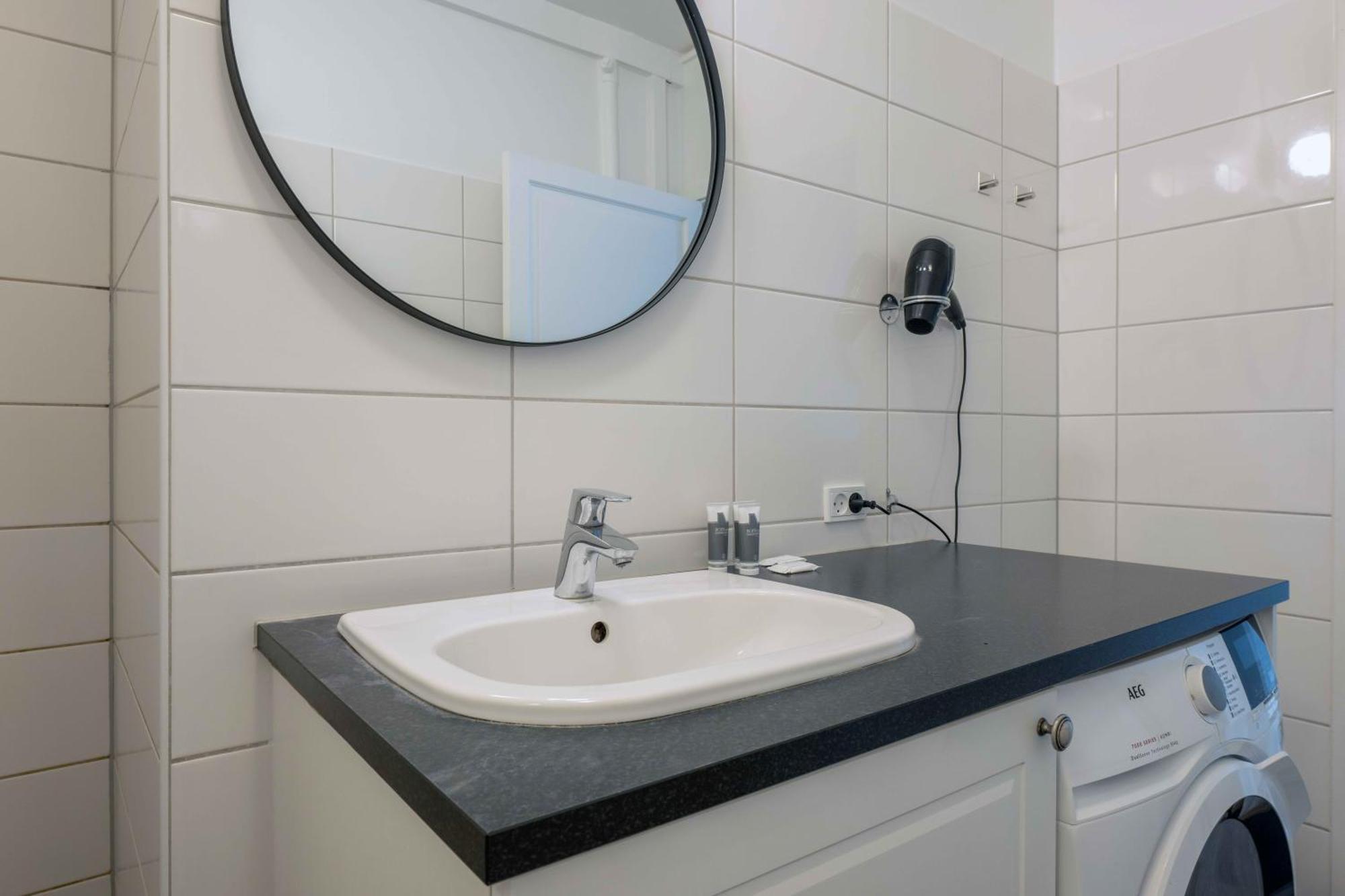Spacious Tivoli Gardens Apartment W 3 Bedrooms كوبنهاجن المظهر الخارجي الصورة