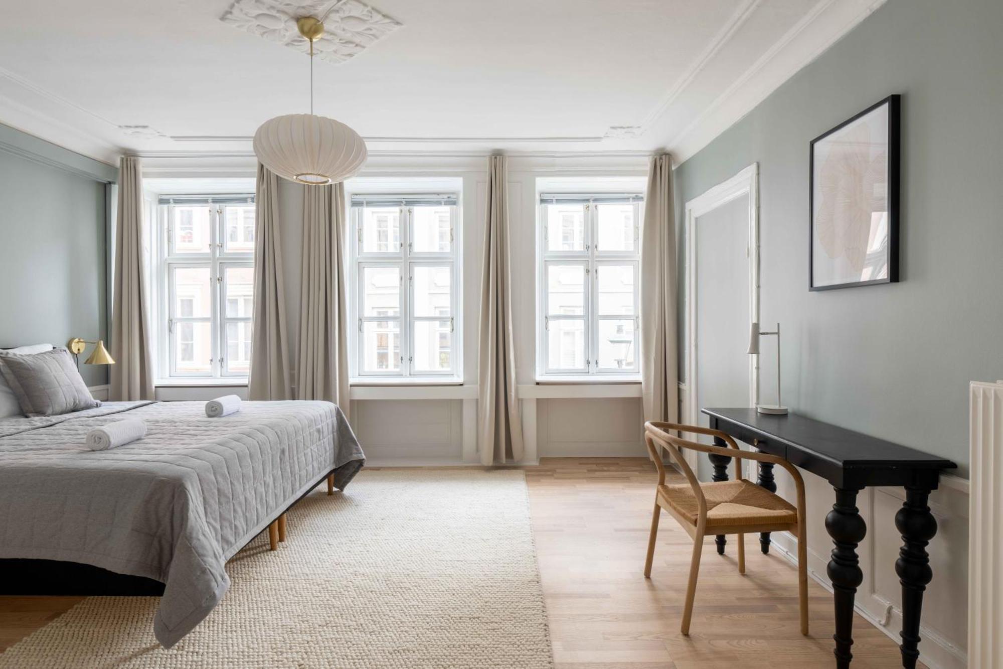 Spacious Tivoli Gardens Apartment W 3 Bedrooms كوبنهاجن المظهر الخارجي الصورة