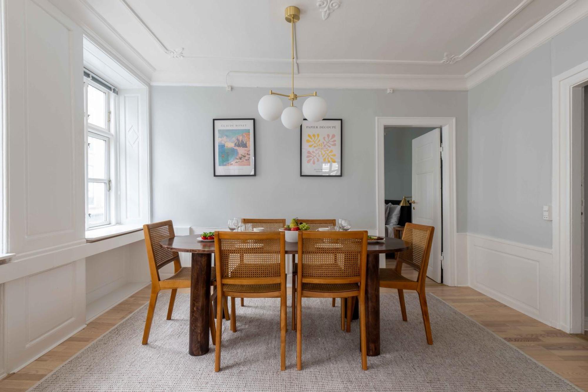 Spacious Tivoli Gardens Apartment W 3 Bedrooms كوبنهاجن المظهر الخارجي الصورة
